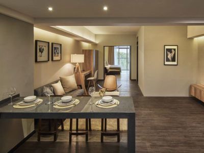 Tropics Eight Suites George Town