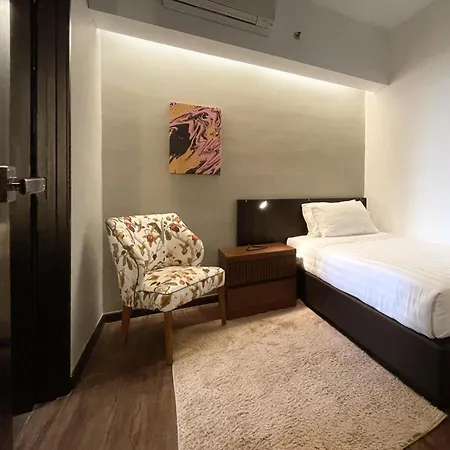 Tropics Eight Suites George Town Exterior photo