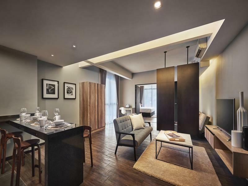 Hotel Tropics Eight Suites