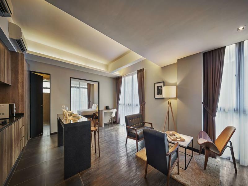 Hotel Tropics Eight Suites George Town